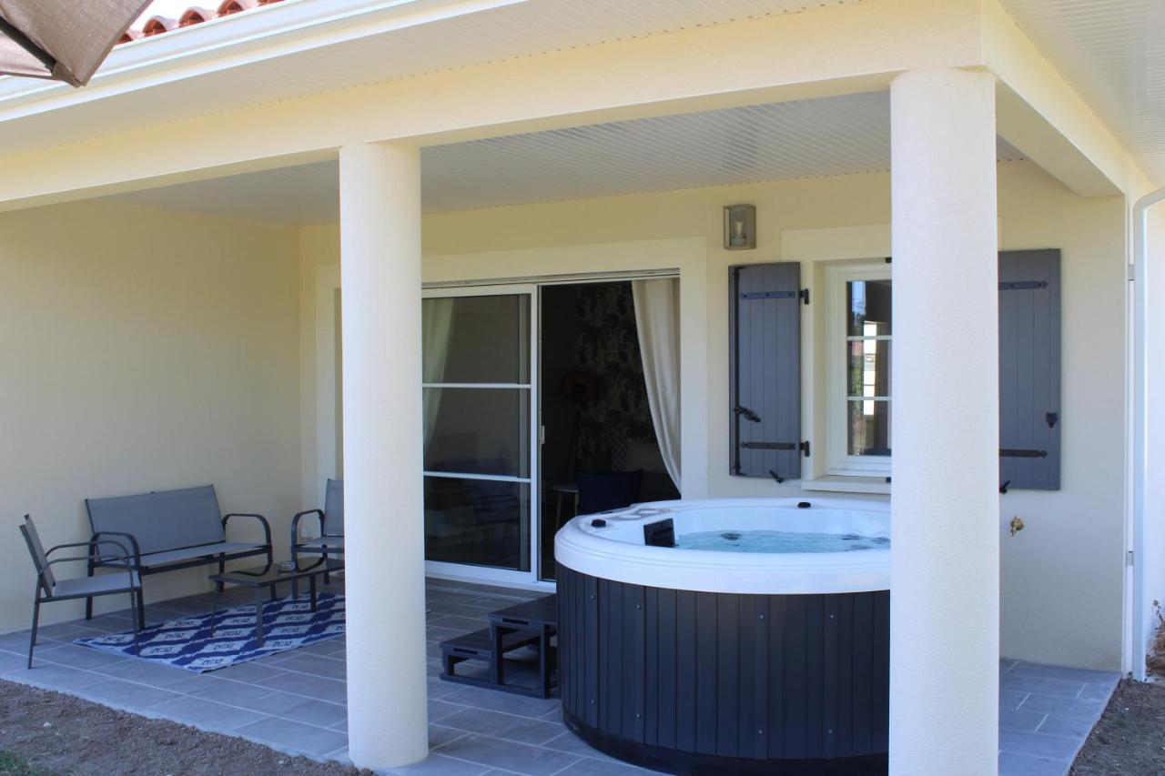 Lou, Famille Et Bien Etre Avec Jacuzzi Fontenay-le-Comte
